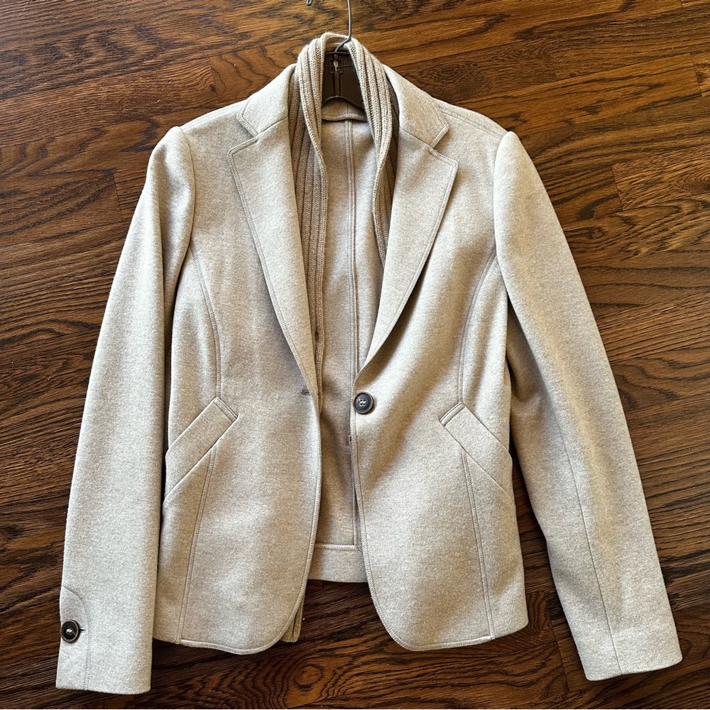 Brunello Cucinelli Wool, cashmere, silk blazer | inside shawl size IT 42